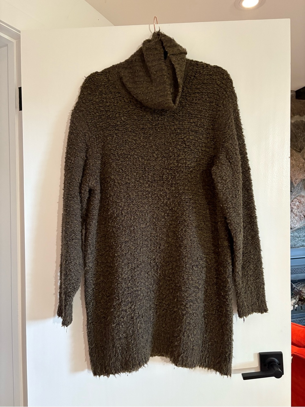 Aritzia Wilfred Textured Boucle Alpaca Wool Olive Green Turtleneck Sweater Small